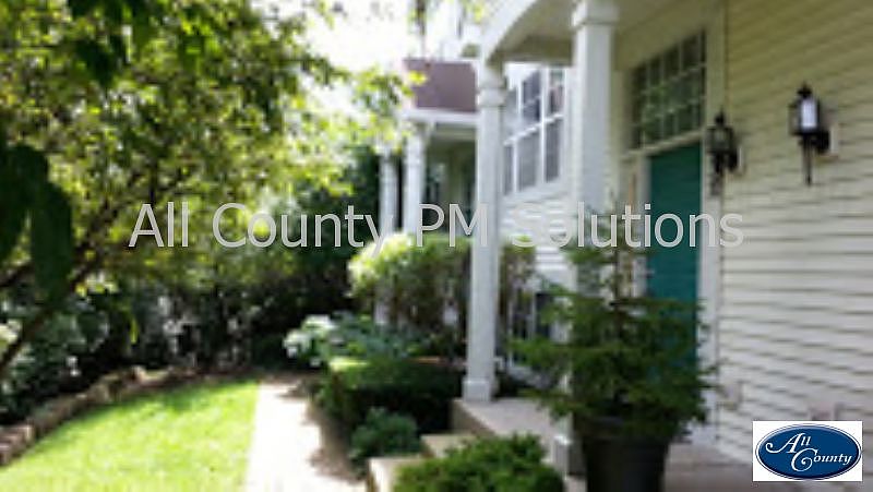 1st image of 927 S Darla Ct