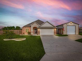 3123 Gunsmoke Dr, Farmersville, TX 75442