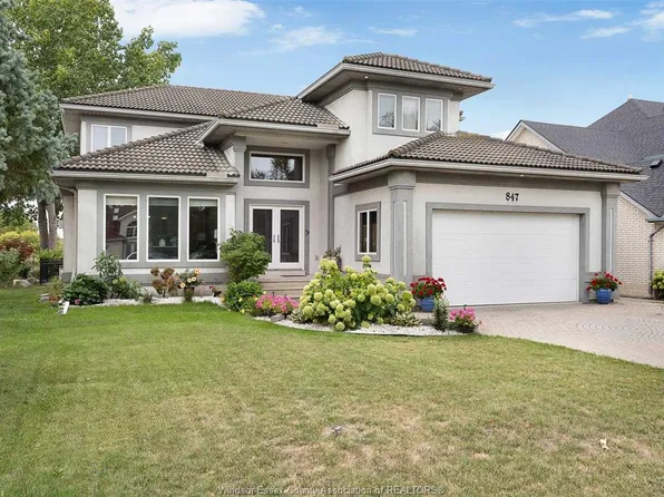 847 Lake Shore Dr, Windsor, ON N9G 2R1