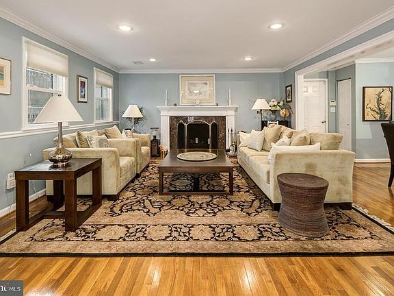 3rd image of 11204 Buckwood Ln