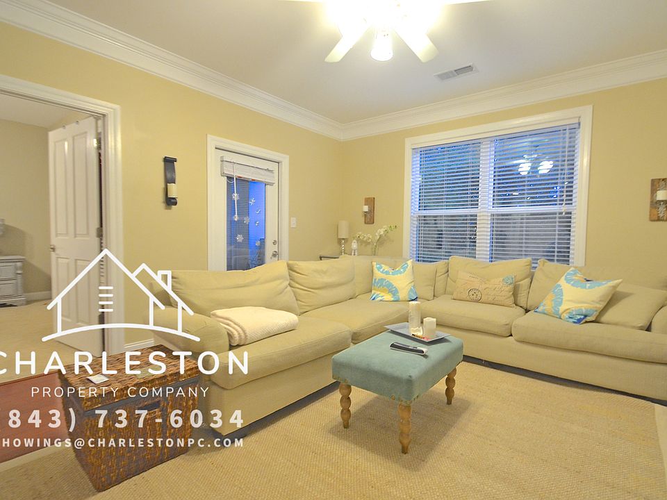 2244 -413 Ashley Crossing (2) WM_09092022