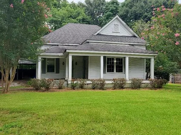 408 E 3rd St, Sylacauga, AL 35150