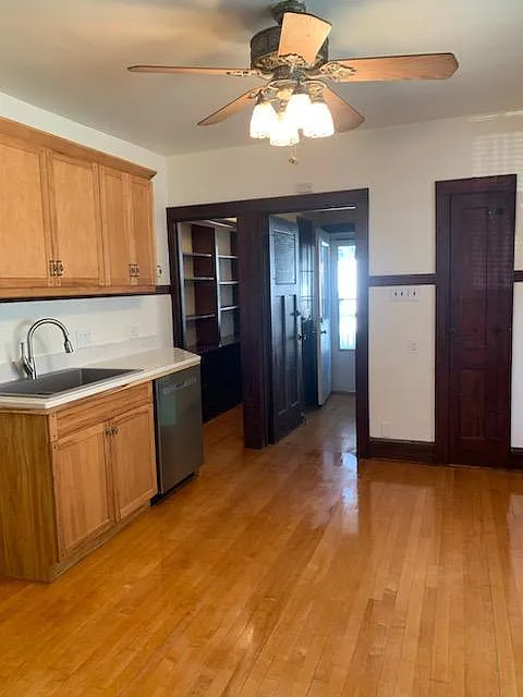 2 bed, 800 sqft, $1,150 — Photo 4