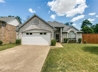 5402 Glen Vista Dr, Garland, TX 75044