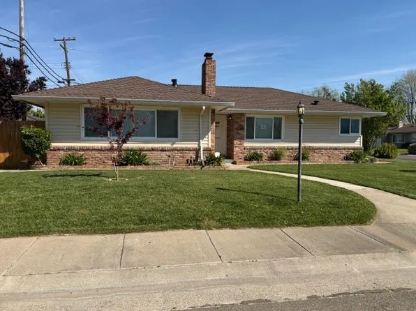 9497 Sara St, Elk Grove, CA 95624
