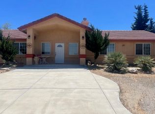 651 Juniper Rd, Pinon Hills, CA 92372