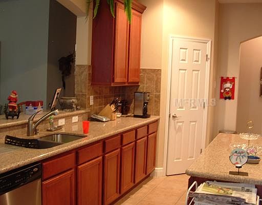5th image of 539 Bay Bend Ln