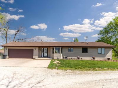 31442 Keystone Ave, Parkersburg, IA, 50665