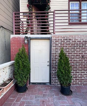 2nd image of 328 Liberty Ave