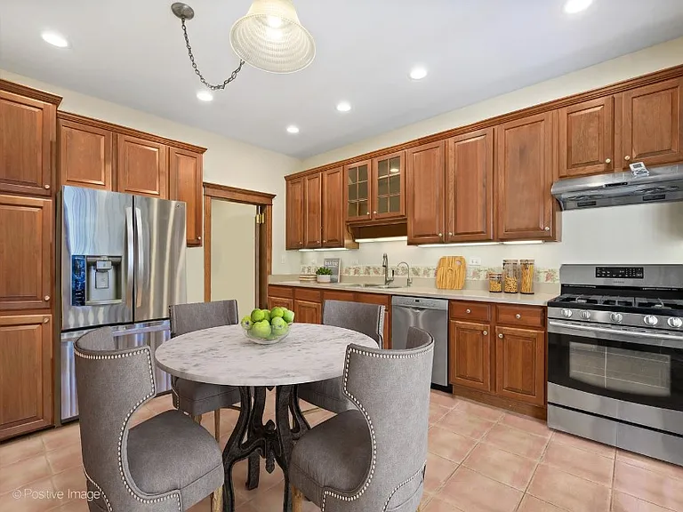 448 W Wrightwood Ave #2 — Photo 2