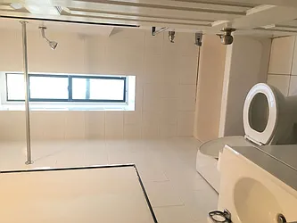 Rented by Lang Realty LLC