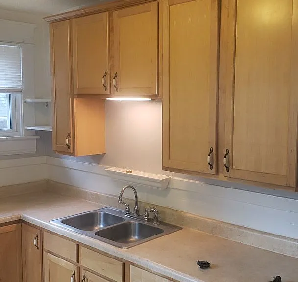 707 W Roanoke Park Dr #B — Photo 3