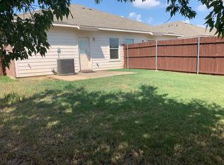 908 Walnut St, Burleson, TX 76028