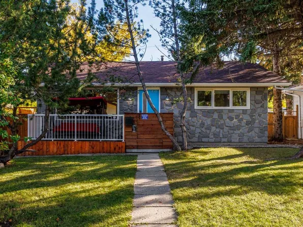 4711 N 26th Ave SW, Calgary, AB T3E 0R3