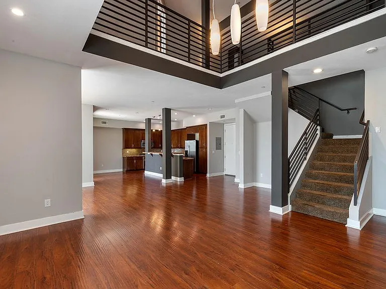 575 Elm Ave #18 — Photo 17