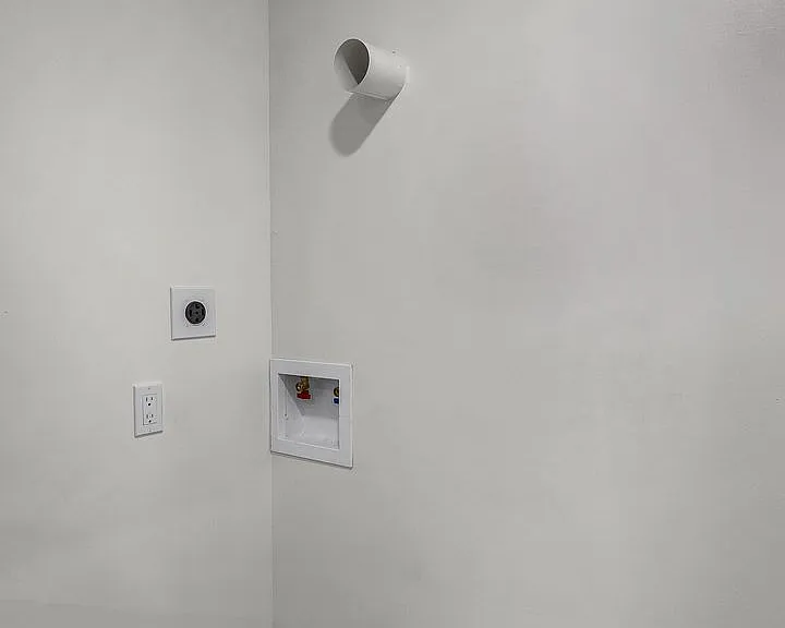 5846 Denver Ave — Photo 17
