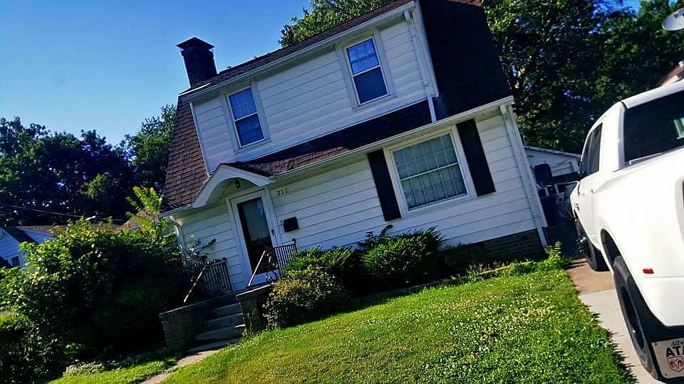 1st image of 212 E Hamilton Ave