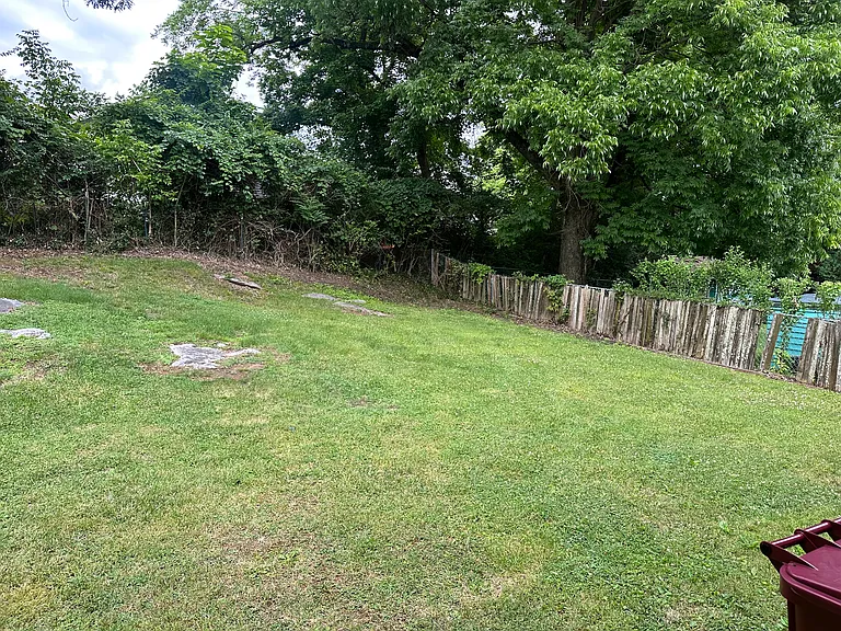 1008 Oak St — Photo 16