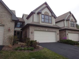 541 Rosebud Dr N, Lombard, IL