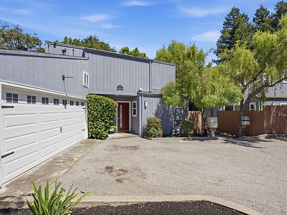 3rd image of 982 Wright Ave #3