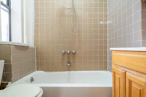 Rented by Simply Brooklyn Realty Inc | media 25