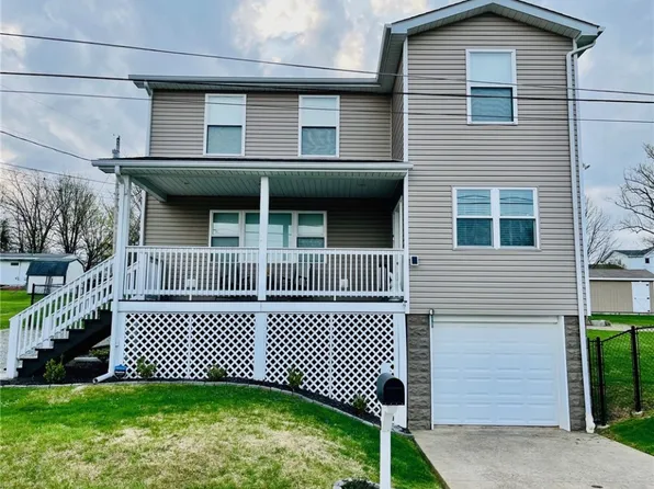 39 Delmont Ave, Delmont, PA 15626