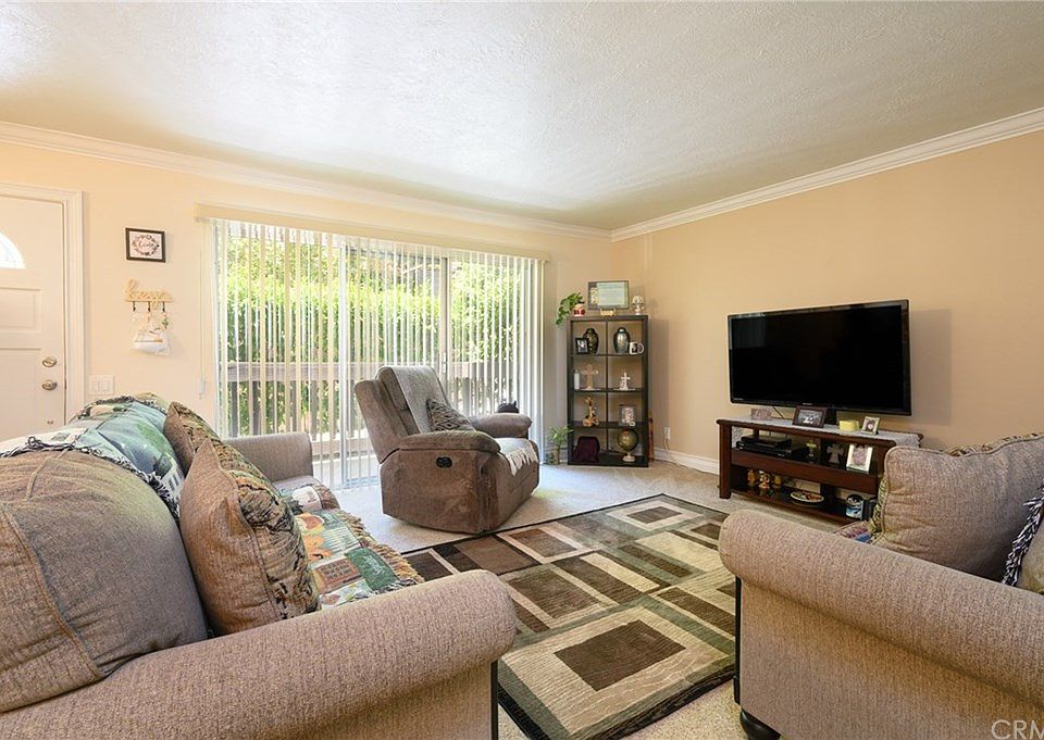 1st image of 356 S Miraleste Dr Unit 323