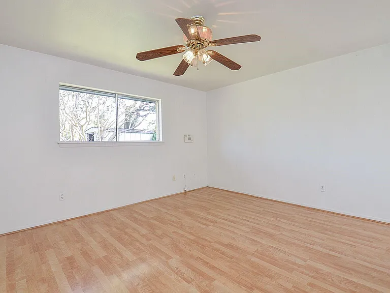 7327 Osage St — Photo 20