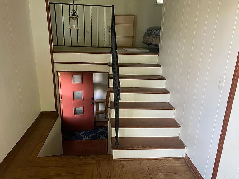 1224 Burlington Dr — Photo 13