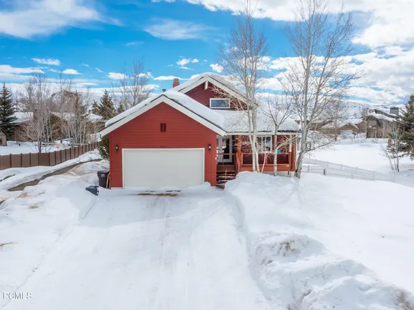 725 W Oak Ln, Kamas, UT 84036