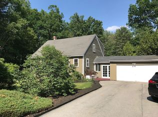 1 Beaver Ln, Bedford, NH 03110