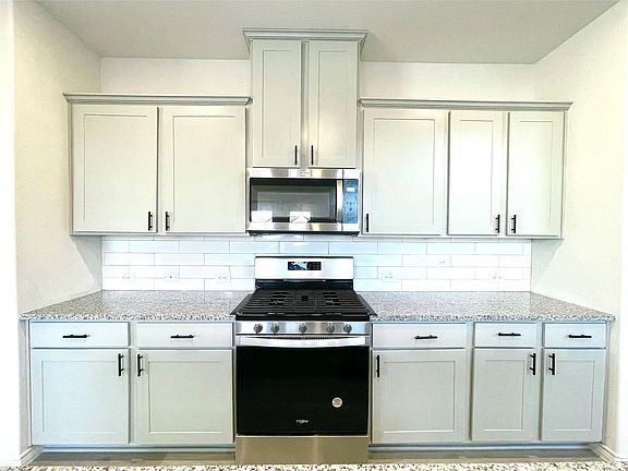 3rd image of 1624 Babb Ln