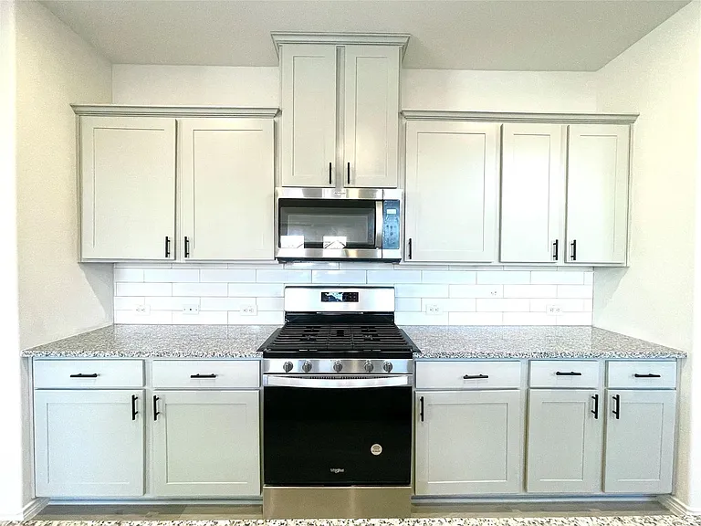 1624 Babb Ln — Photo 3