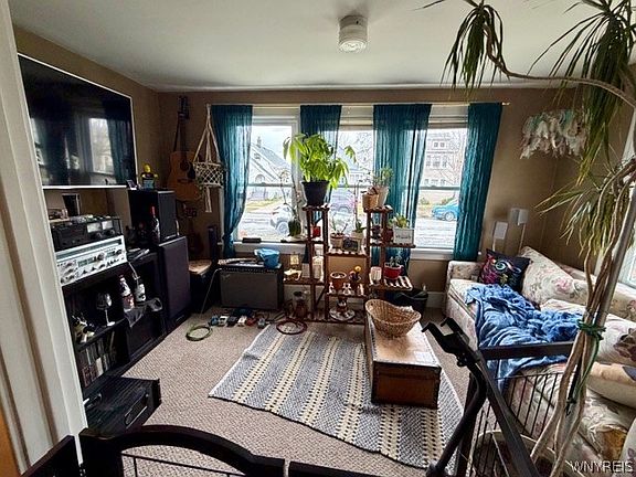 5th image of 361 Westgate Rd