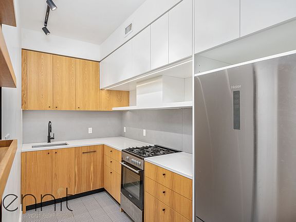 3rd image of 631 Marcy Ave #304