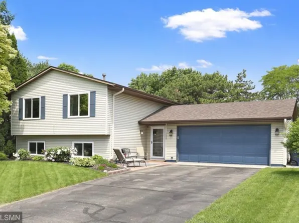 1608 W 139th St, Burnsville, MN 55337