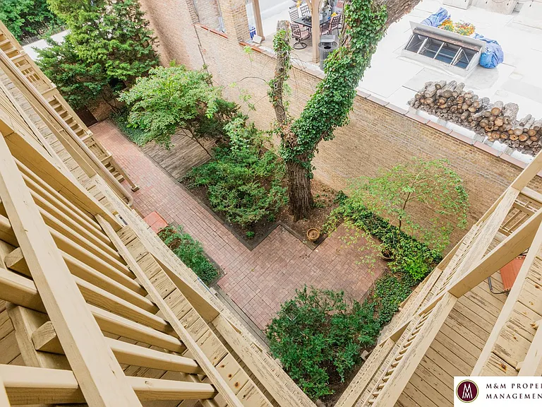 327 Harrison St — Photo 13