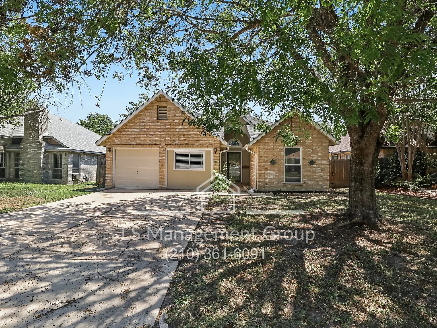 3 bed, 1172 sqft, $1,700 — Photo 1