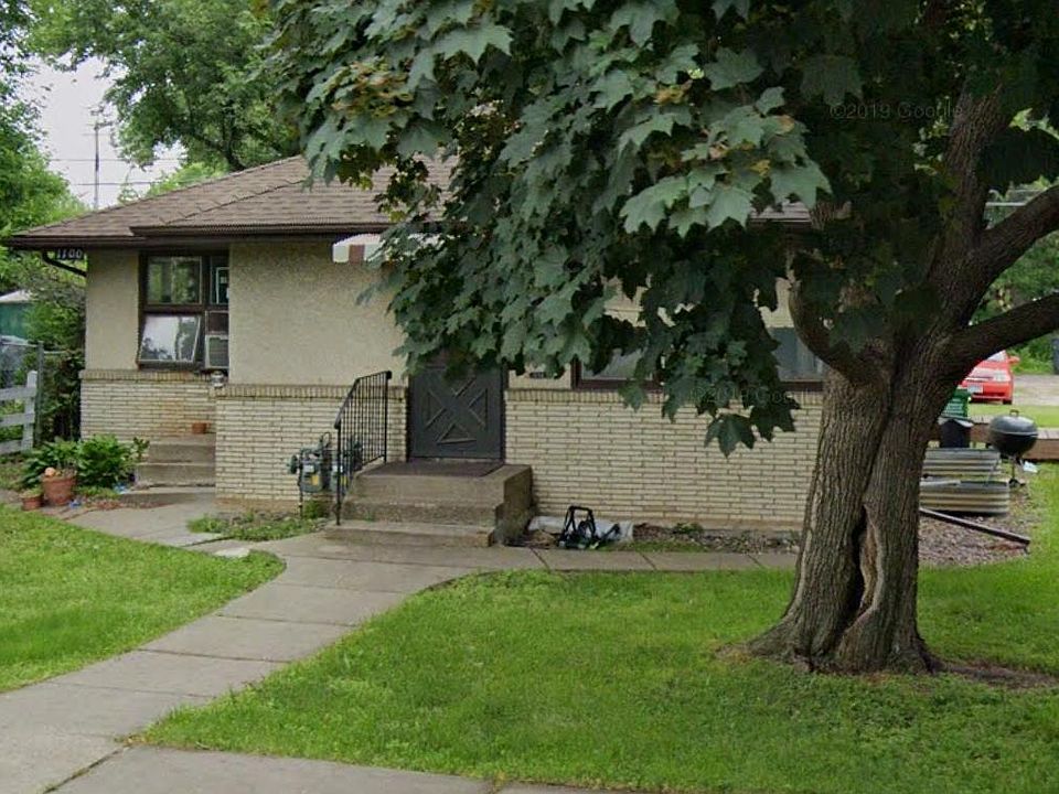1st image of 1098 26th Ave SE