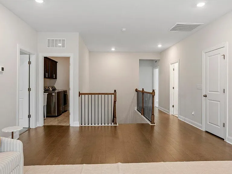 1829 Knights Crest Way — Photo 26