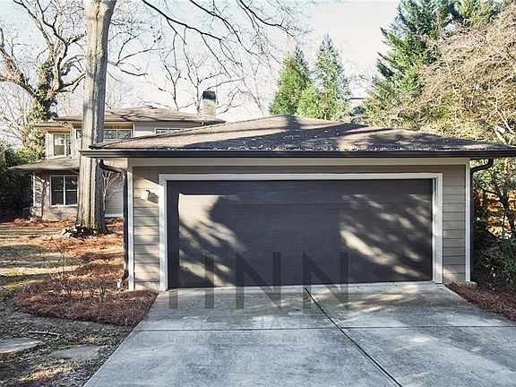 4th image of 331 Candler Park Dr
