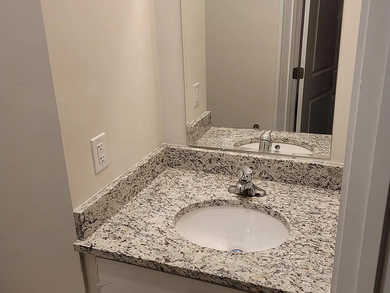 392 Stephanie Dr — Photo 22