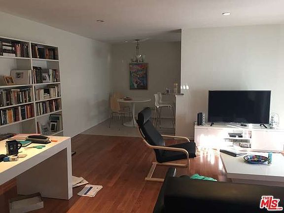 3rd image of 1444 N Vista St APT 1