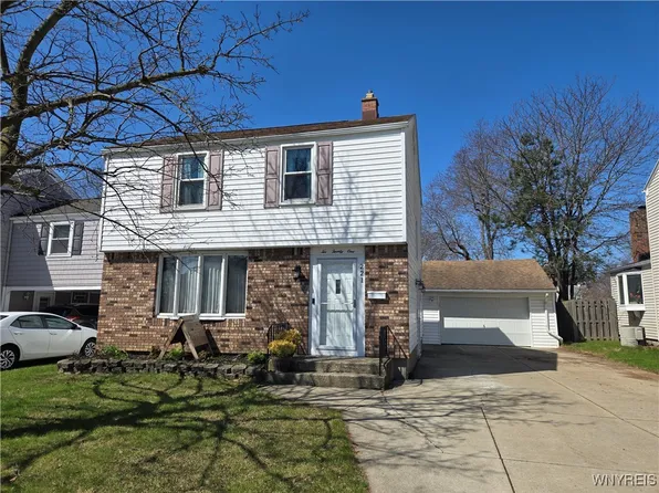 221 Woodcrest Dr, Buffalo, NY 14220