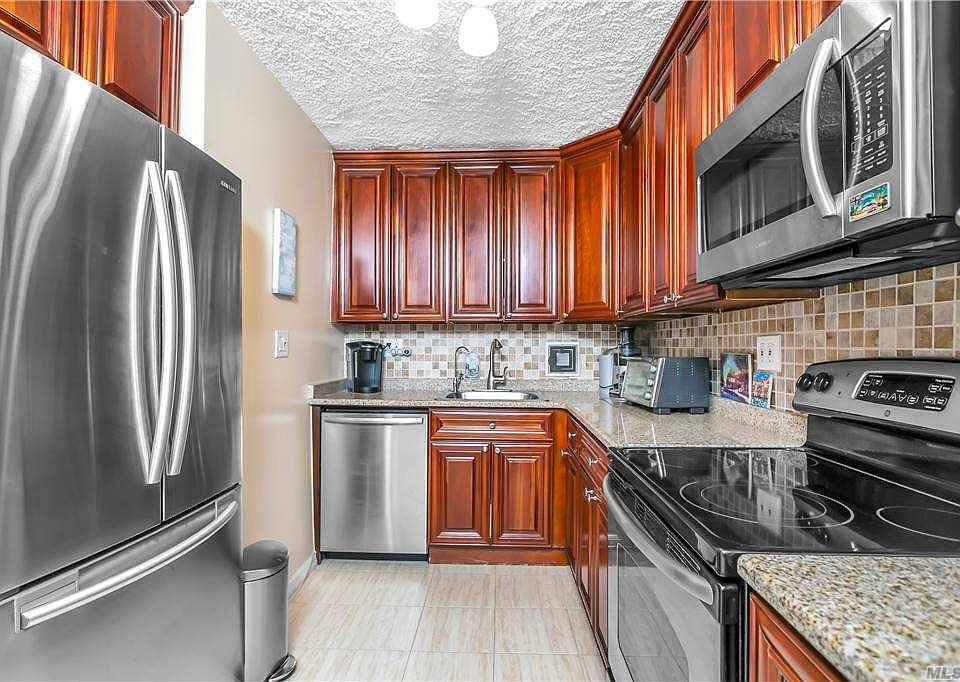 1st image of 9-20 166th St #4D