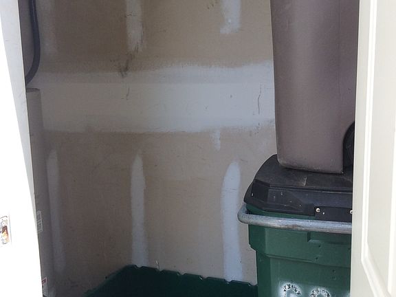 3rd image of 6049 Leek Ct