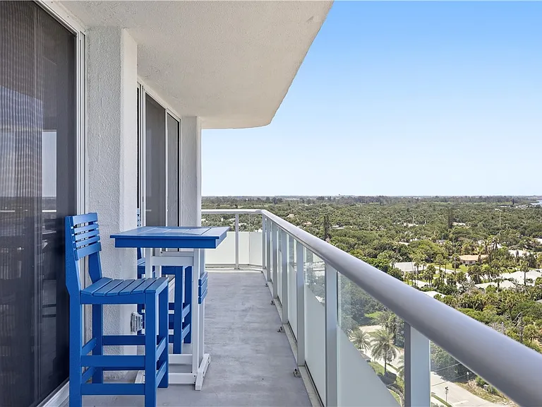 3554 Ocean Drive 703S #2S — Photo 2