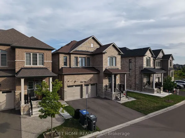 24 Bachelor St, Brampton, ON L7A 5A9