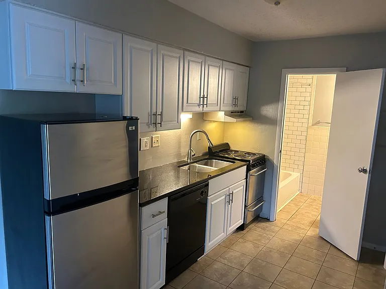 40 McMillen Ave — Photo 10