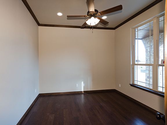 5th image of 9121 SW 36th St